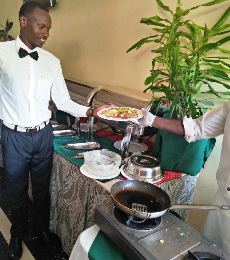 Bomen Hotel Isiolo Zewnętrze zdjęcie