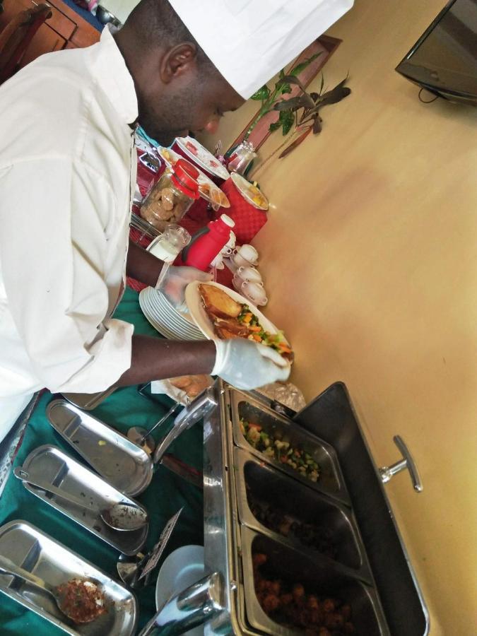 Bomen Hotel Isiolo Zewnętrze zdjęcie