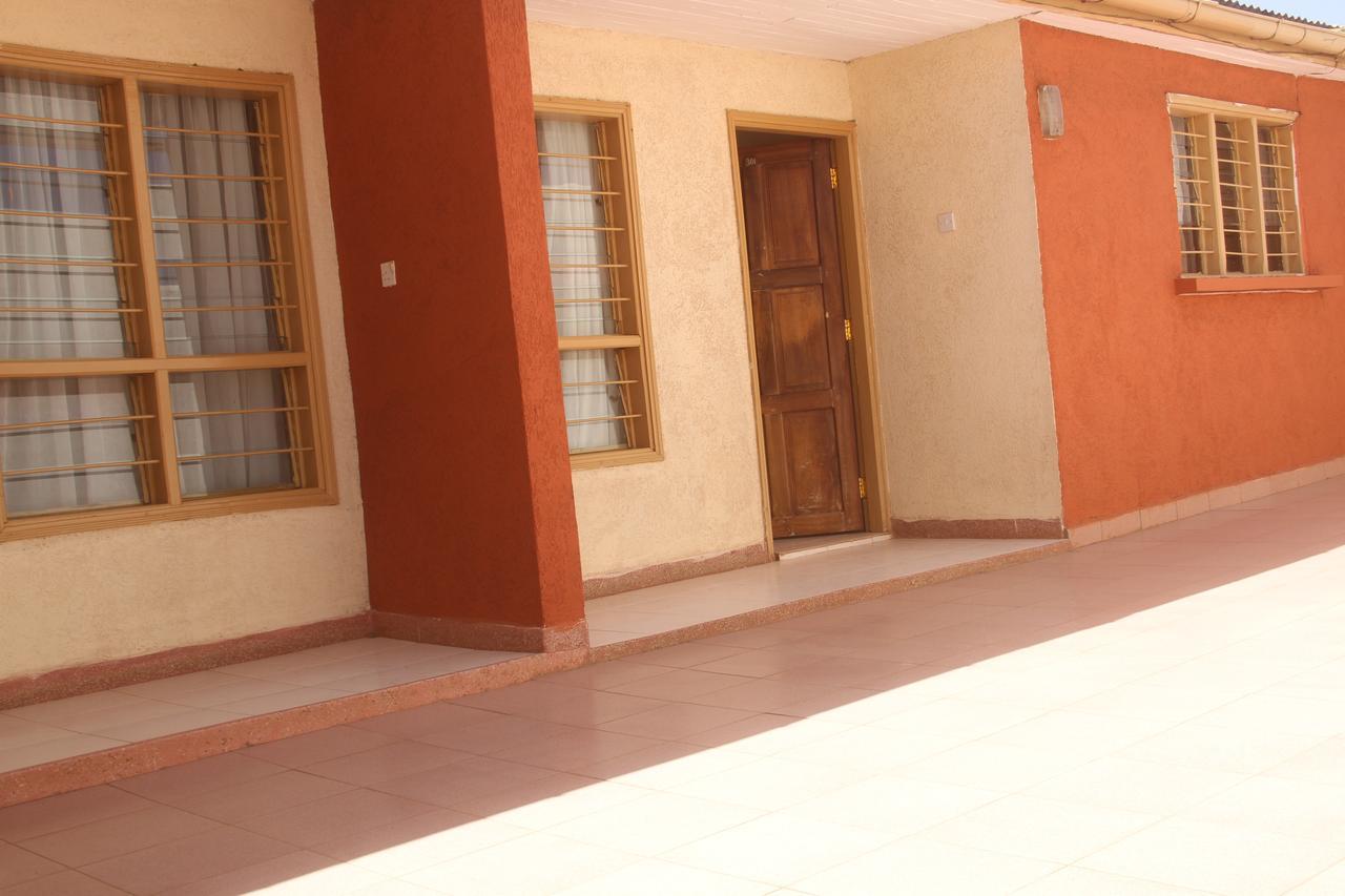 Bomen Hotel Isiolo Zewnętrze zdjęcie