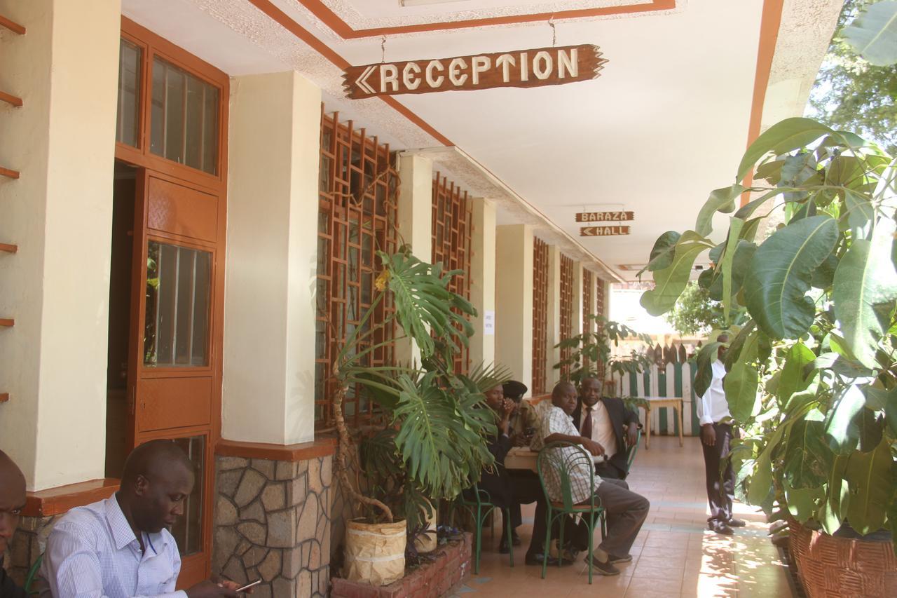 Bomen Hotel Isiolo Zewnętrze zdjęcie