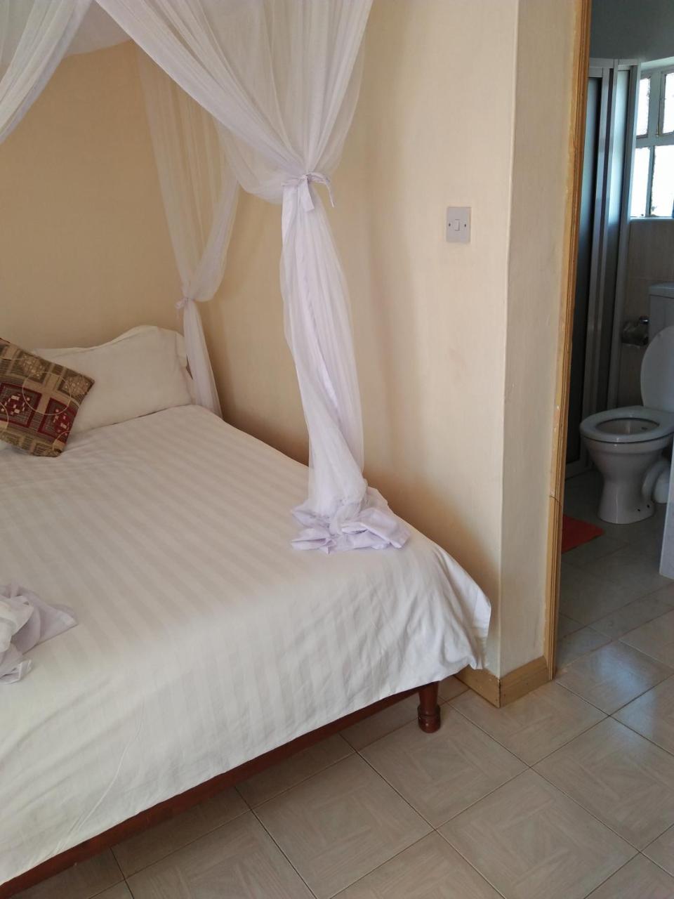 Bomen Hotel Isiolo Zewnętrze zdjęcie