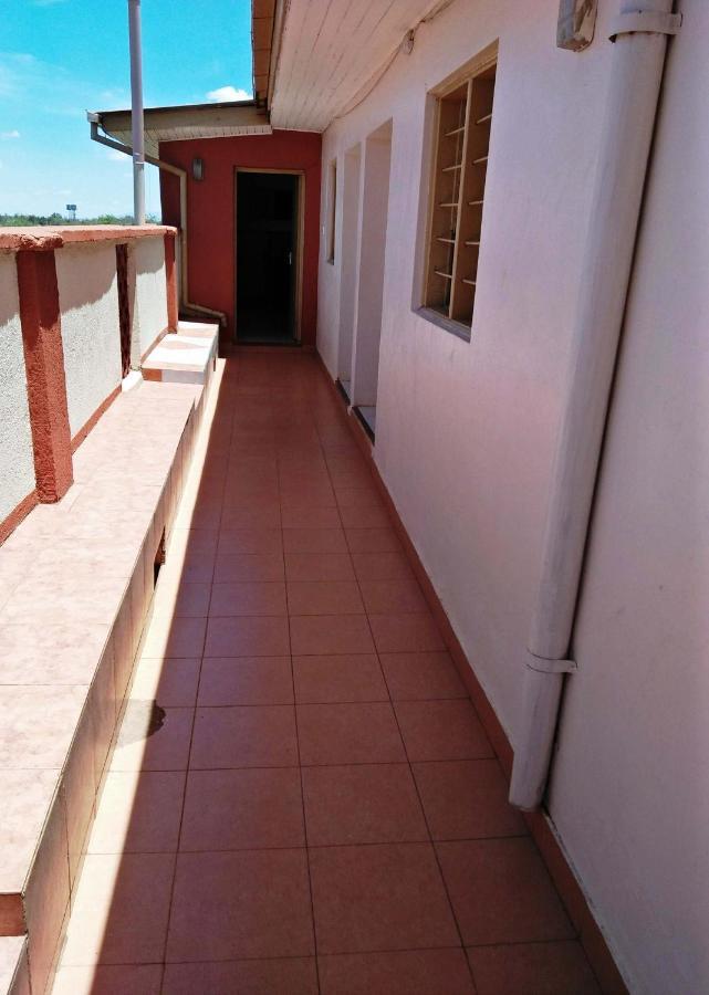 Bomen Hotel Isiolo Zewnętrze zdjęcie