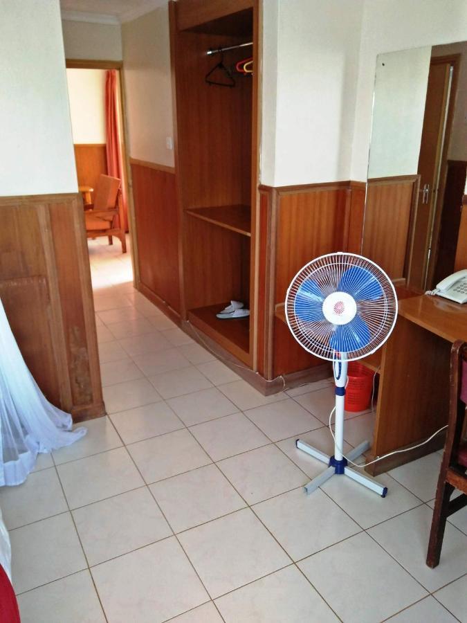 Bomen Hotel Isiolo Zewnętrze zdjęcie